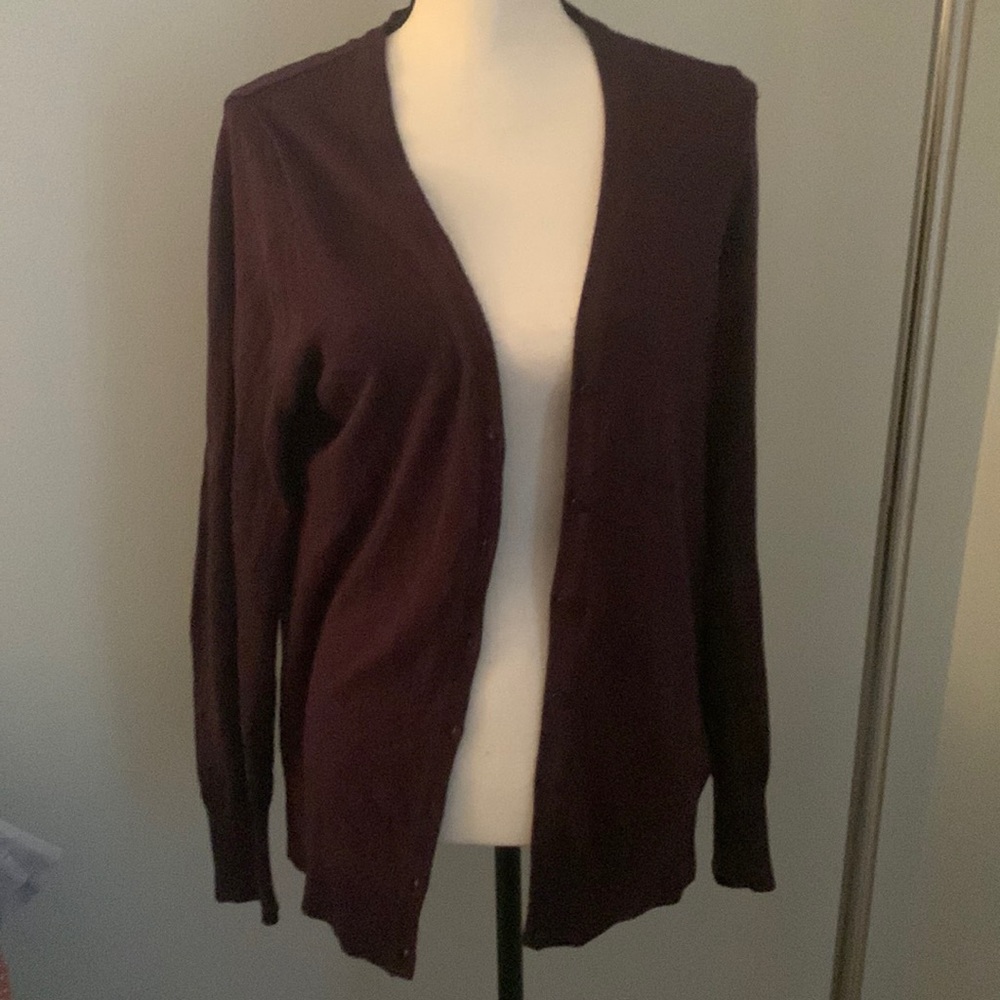 Cardigan sweater